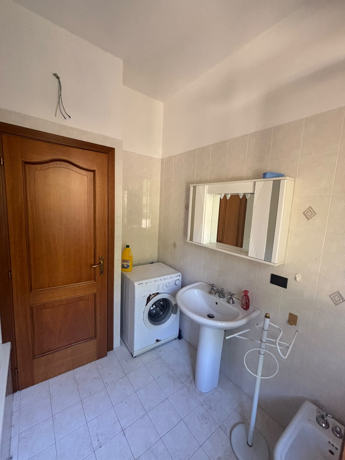 101 Via Aldo Moro, San Donato, 3 Stanze da Letto Stanze da Letto, 1 Stanza Stanze,2 BathroomsBathrooms,Casa indipendente,Vendita,Via Aldo Moro,0,1027