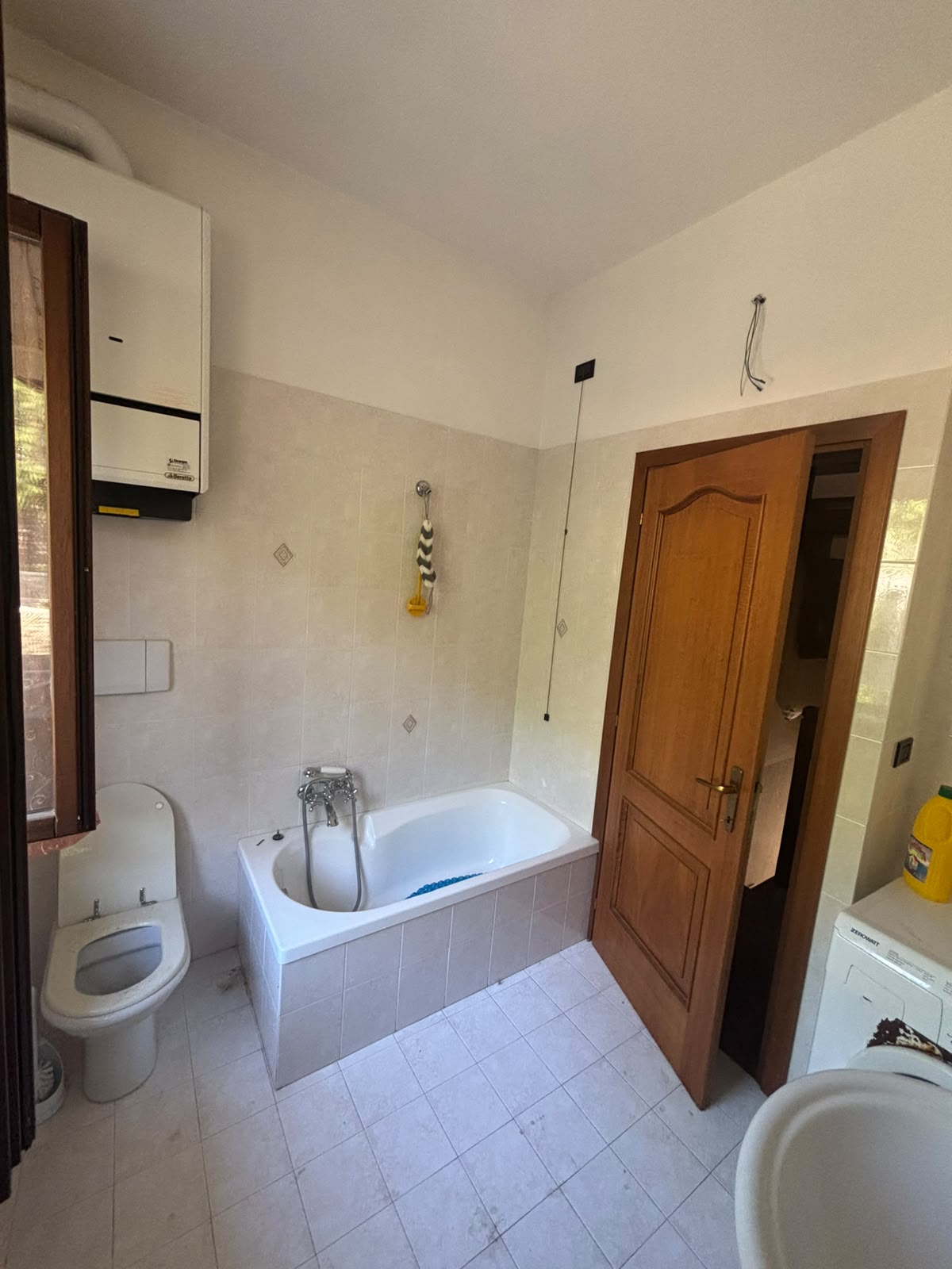 101 Via Aldo Moro, San Donato, 3 Stanze da Letto Stanze da Letto, 1 Stanza Stanze,2 BathroomsBathrooms,Casa indipendente,Vendita,Via Aldo Moro,0,1027