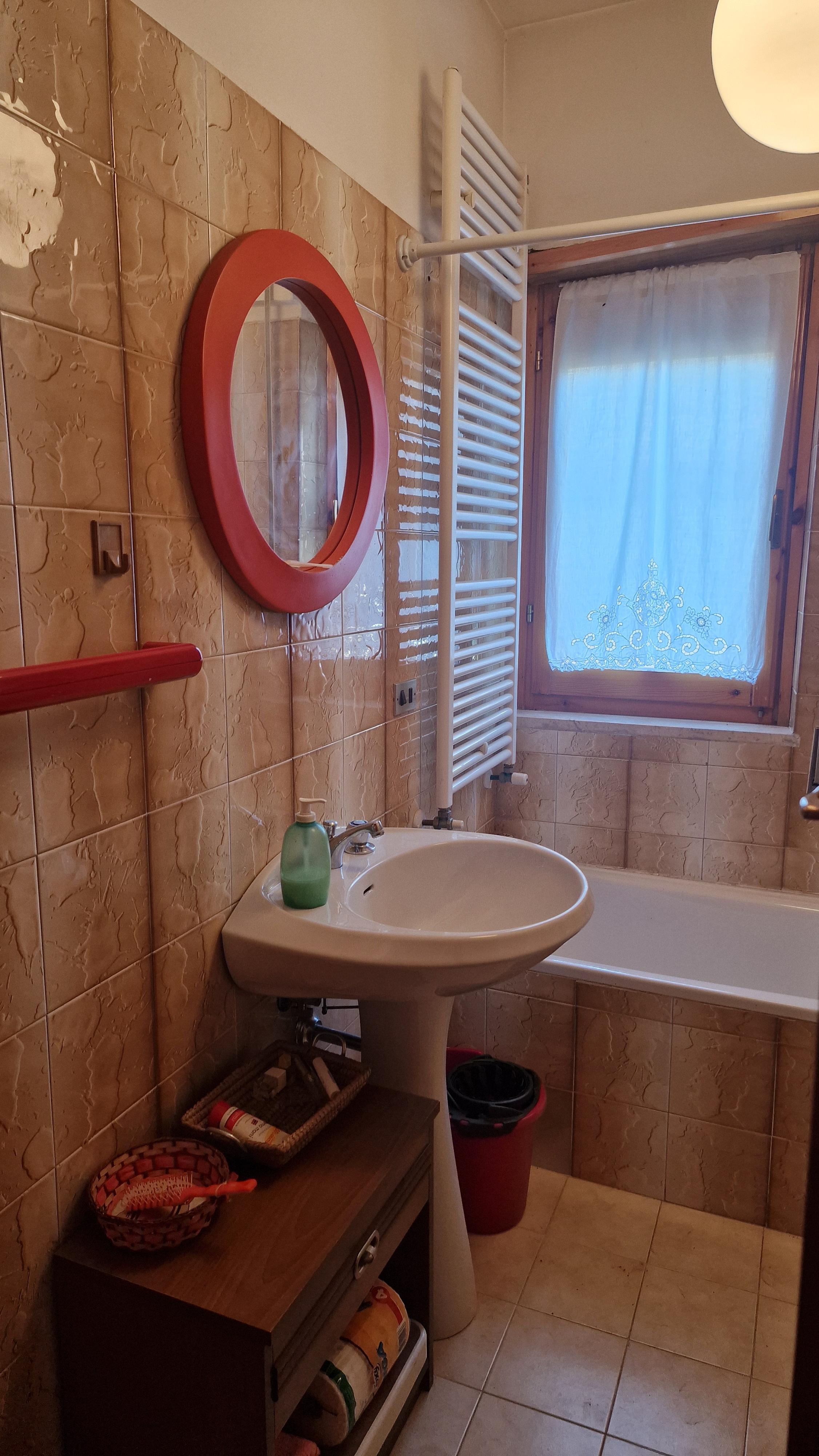 98 Via Roma, 1 Camera da Letto Stanze da Letto, 1 Stanza Stanze,1 BagnoBathrooms,Appartamento,Vendita,Via Roma,1,1037